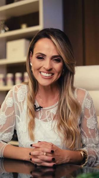 Dra. Daniela Gonçalves, responsável pela clínica La Finesse